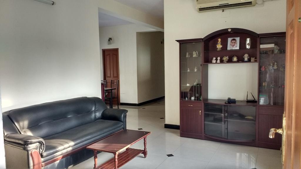 Roshini Serviced Apartments Chennai Exterior foto